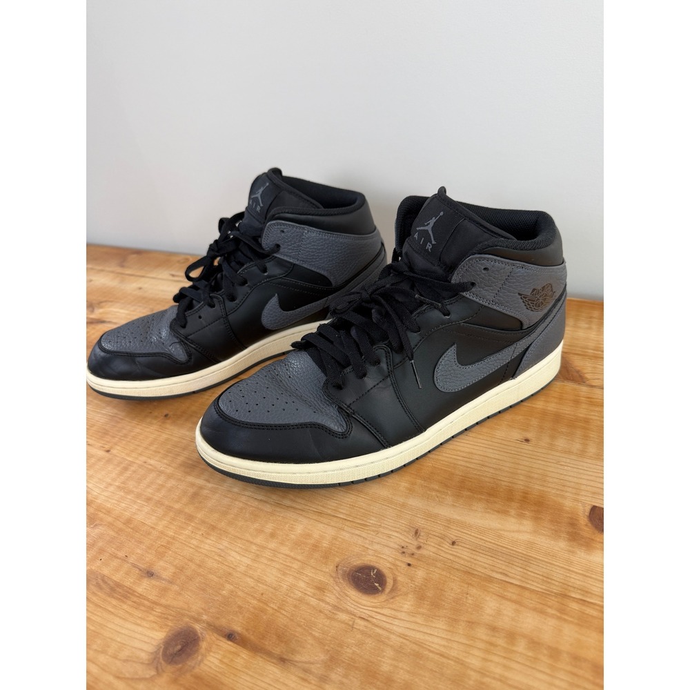 Jordan Air Jordan 1 Mid Mens Size 12 Dark Grey Black 554724-041 Basketball Shoes